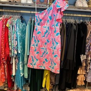 Lilly Pulitzer Pink and Blue Patterned one shoulder Dress size 8